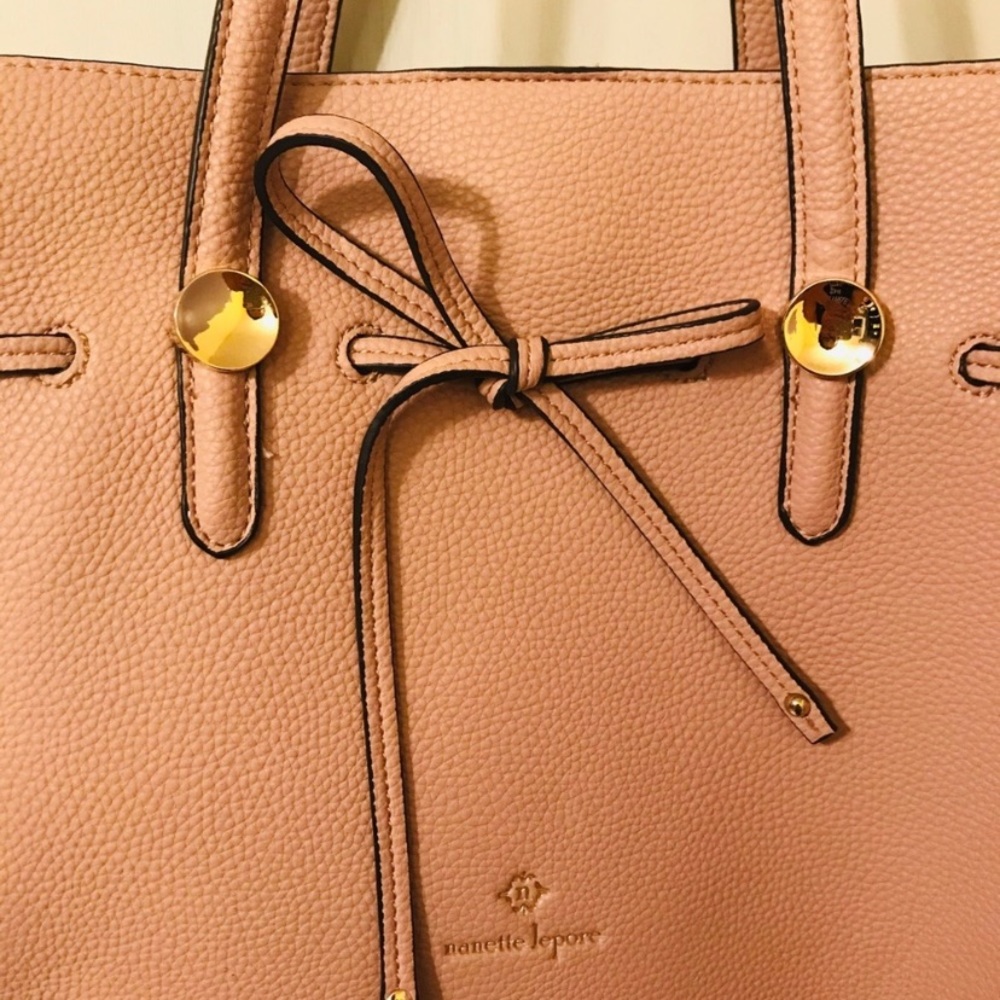 Nanette Lepore Pebbled Blush Pink Shoulder Bag - Picture 2 of 5